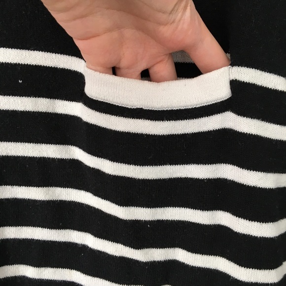 Forever 21 Men’s Black and White Striped Sweater - Picture 3 of 5
